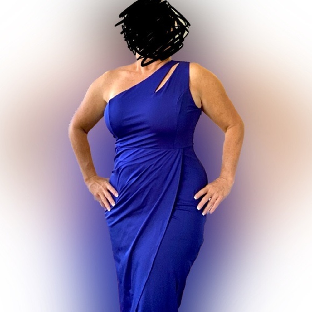 Luscious off the shoulder evening dress. NWT